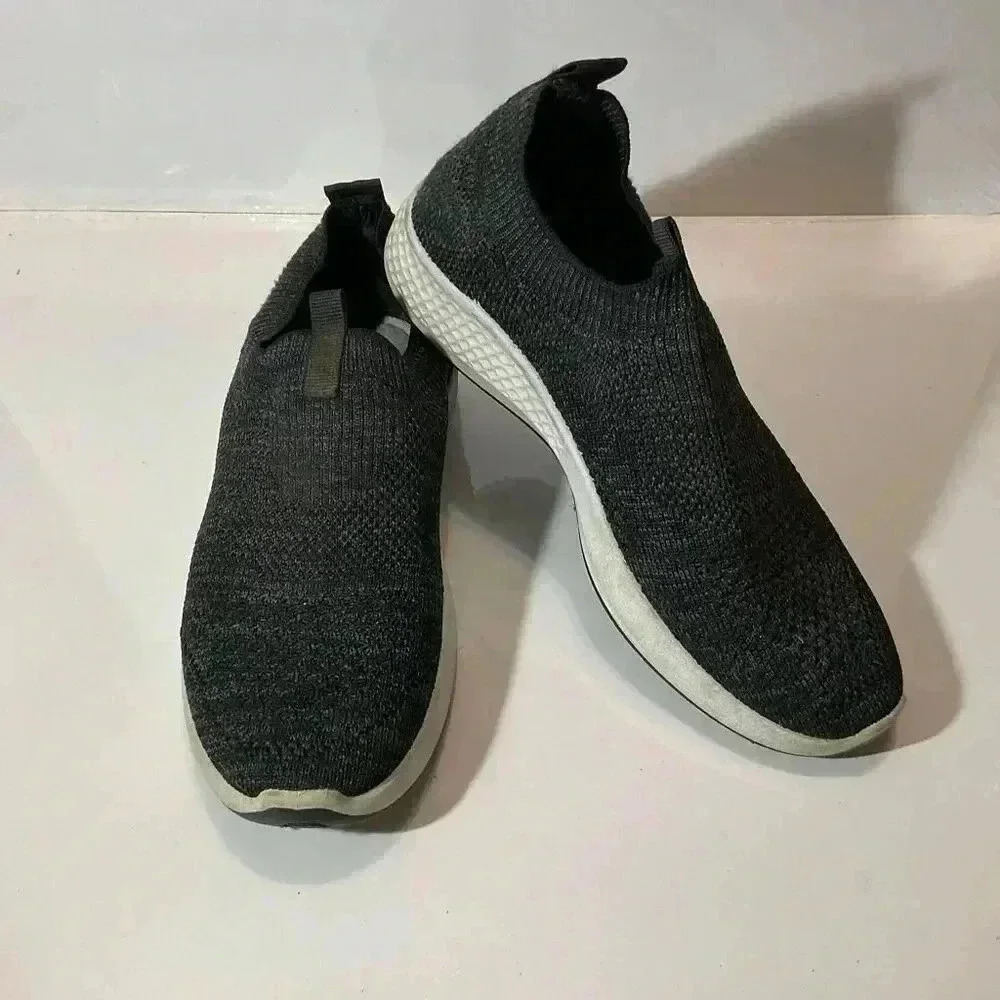 Tommy Bahama Flint Knit Jogger Slip On Sneakers size 6.5